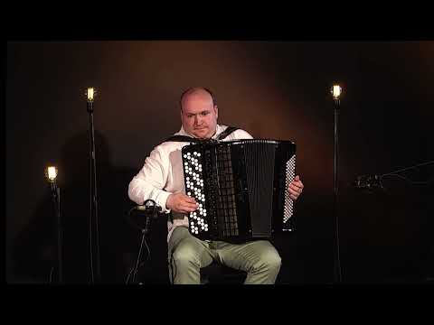 At a trot - Music for Accordion
