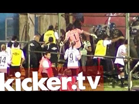 AUSSCHREITUNGEN BEI DER COPA SUDAMERICANA - KICKER TV