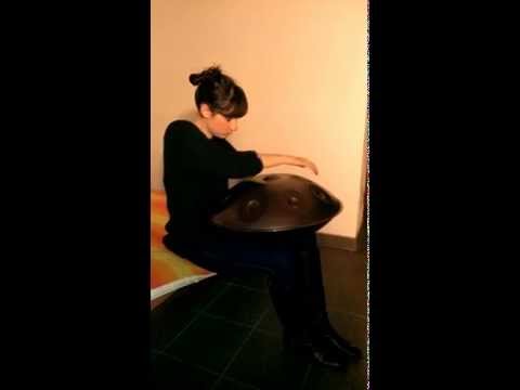 Emma Mumi plays Ayasa Handpan