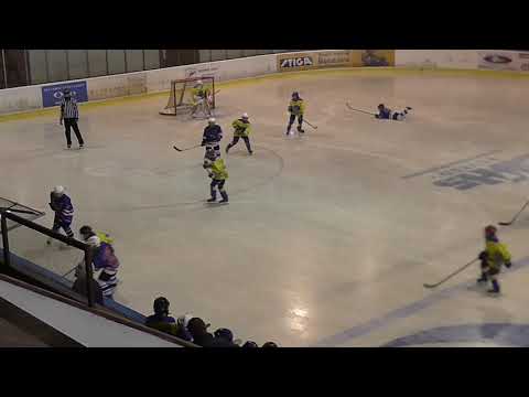 14.10.2018 ZS Benešov mist.utk.  HC Lev Benešov - HC Slovan Louny 18:1 (7:0 4:0 7:1) III.tř.