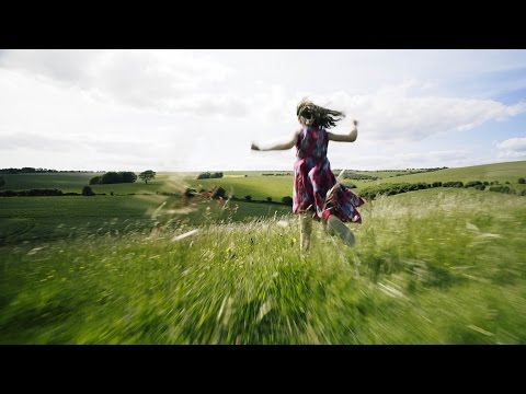 Tom Rosenthal - Run For Those Hills, Babe (Official Music Video)