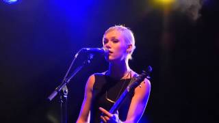 Trixie Whitley - Never Enough (Live @ M-idzomer Leuven 2013)