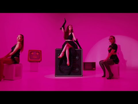 @MirunaDiaconescu x @POLLY..  x @Ruxit  - Bechanel | Official Video