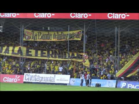 "Sur Oscura / Salida Clasico" Barra: Sur Oscura • Club: Barcelona Sporting Club