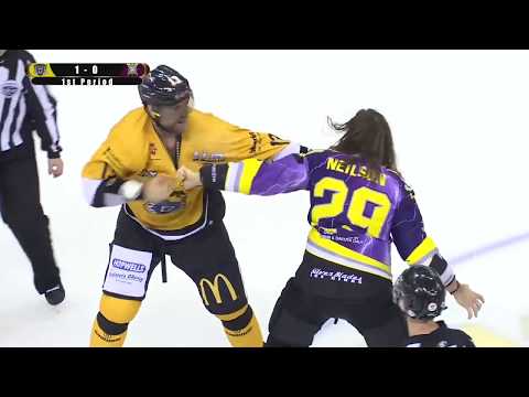 #FlashbackFriday - Big Ern drops the gloves in Nottingham for the first time, 01/10/16