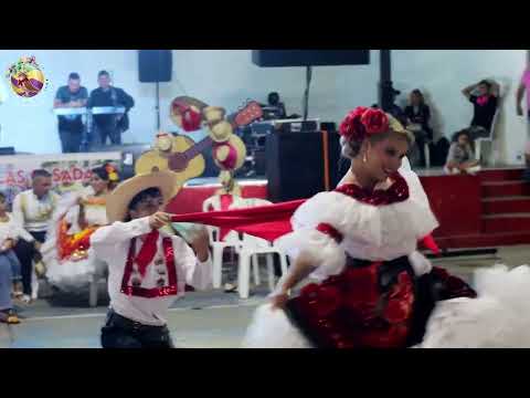 Señora Altamira Karol Dayanna Chávez Reinado de las casadas Tarqui 2026