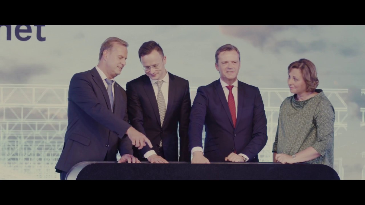 Mercedes-Benz Manufacturing Hungary Kft. - K2 alapkőletétel