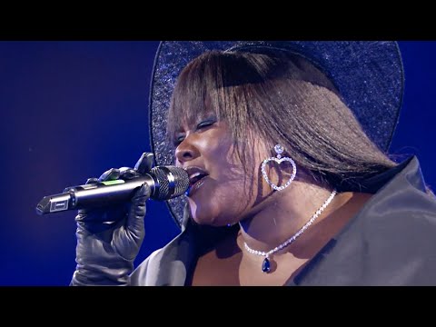 JO PARIS 2024 - Yseult performe "My Way" pour le bouquet final de la cérémonie de clôture