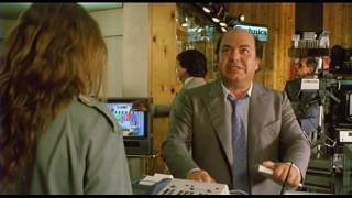 Download lagu ᴴᴰ Occhio malocchio prezzemolo e finocchio   Arriva la Finanza! E io vado dalla Polizia mp3