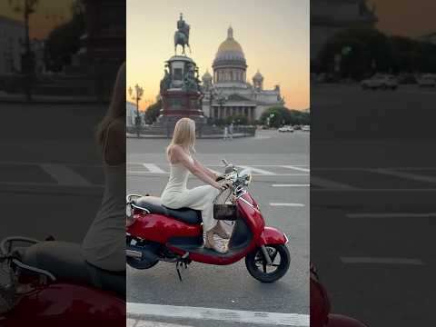 По Питеру на мопеде скутер прогулка Санкт-Петербург Исаакиевский собой путешествия #спб #мопед #мото