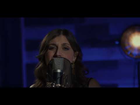 Circles Of The Mind - Chiara Izzi & Perry Smith