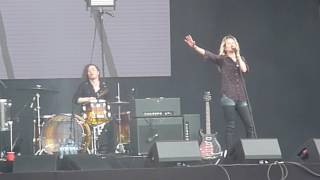 The Kills - Hard Habit to Break -- Live At Rock Werchter 02-07-2017