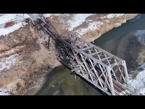 DRONE VIDEO: Railroad bridge collapse in west Lincoln