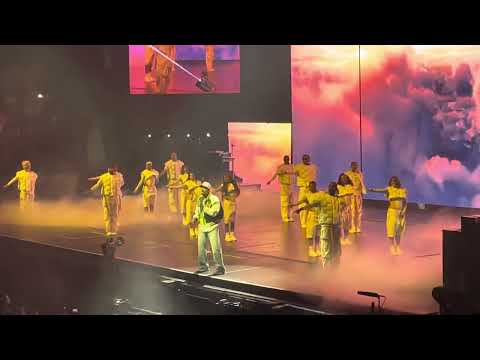 She Ain’t You Second angle videos Chris Brown 11:11 Tour 6/16 Barclays Center Brooklyn Night 1