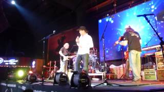 Tracy Lawrence - Right or Wrong [George Strait cover] (Houston 12.11.14) HD