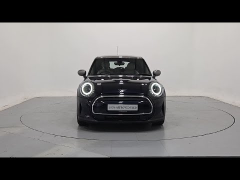 Mini Cooper 5-Door Cooper Exclusive - Image 2