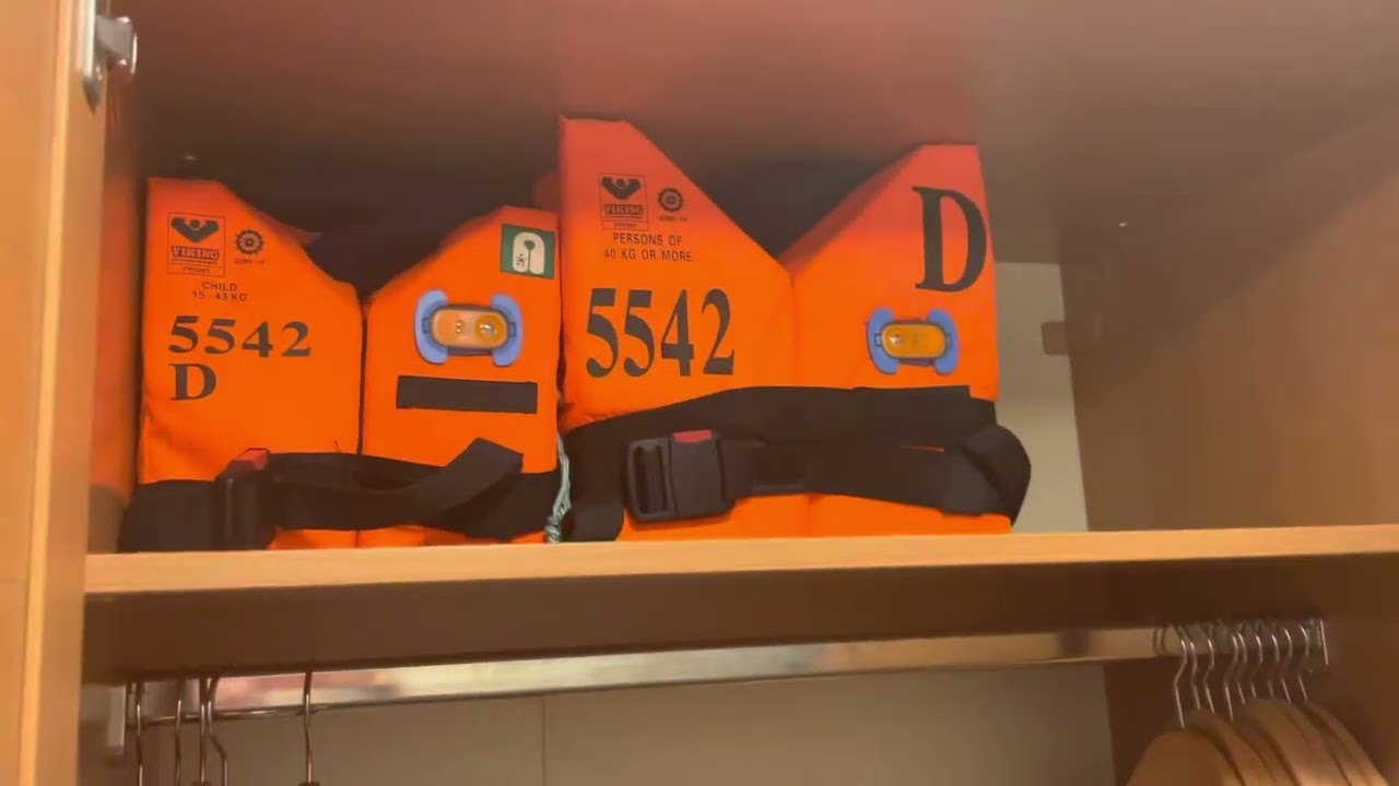 Disney Dream - Cabin 5542 - Video 2