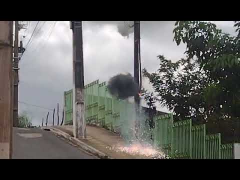Poste pega fogo em frente a faculdade de João Alfredo PE 