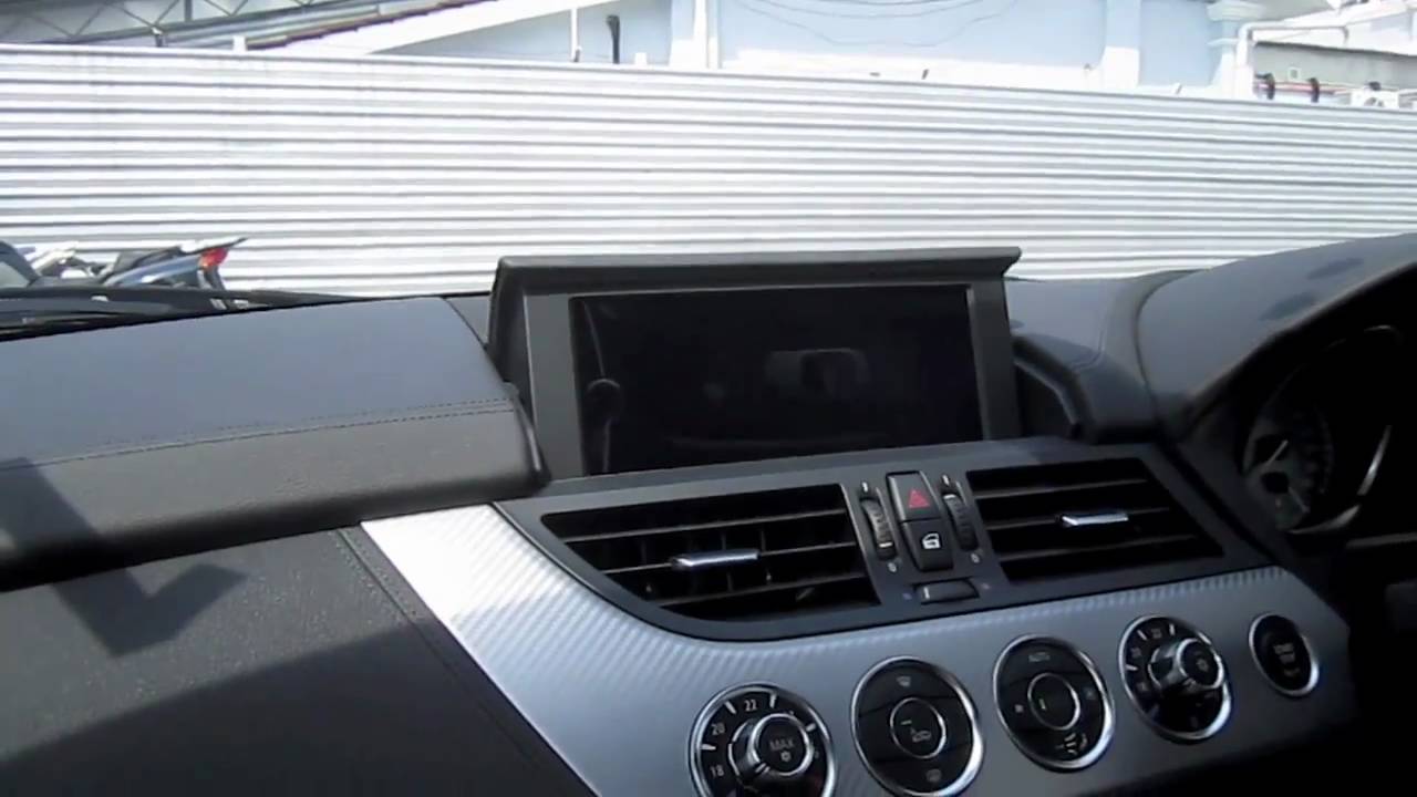 2010 BMW Z4 sDrive35is M-Sport Start-Up and Full Vehicle Tour