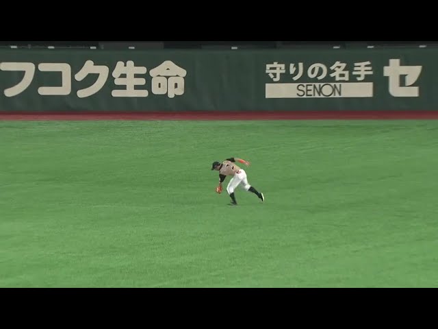【4回裏】頼れるオールラウンダー!! ファイターズ・杉谷がナイスキャッチ!! 2019/5/16 E-F