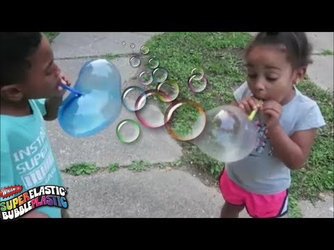 LEARNING COLOURS WITH SUPER ELASTIC BUBBLE PLASTIC - FUN FOR KIDS AND FAMILY