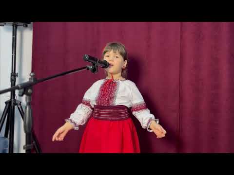 Pălăduță Nicole - “Moldoveanca” (Paula Puiu)