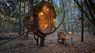 Building a Warm and Cozy Tree Nest. Treehouse, Bushcraft, Survival
