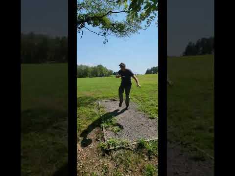 Hole 17 Castle Grisch winery Watkins Glen NY