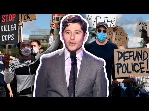 SHOCK: Dem Mayor CONFRONTS Protesters, Crowd LOSES IT And Kick Him OUT!