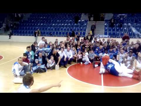 PRAVÍ FANÚŠIKOVIA MBK LUČENEC S EXTRALIGOVÝMI HRÁČMI