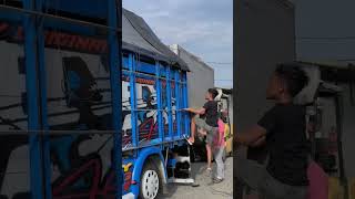 Download lagu Muat mobil pun jadi yang penting jadi uang⁉️Wahyu abadi😱 #truckmbois #trucklintas #wahyuabadi mp3