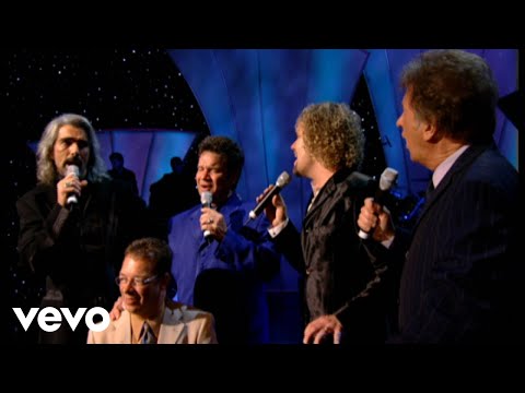 Bill & Gloria Gaither - O Love That Will Not Let Me Go [Live] ft. Gaither Vocal Band