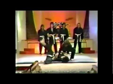 Bay City Rollers (Duncan Faure) -  Martial Arts instruction