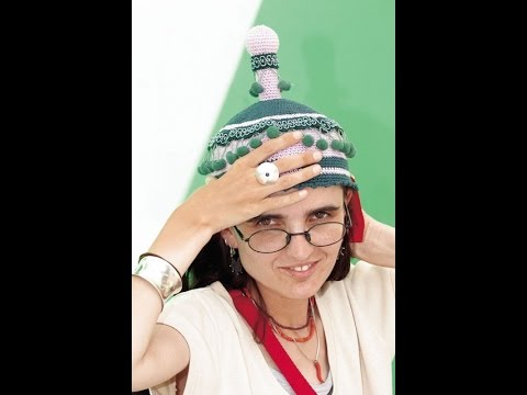 Razstava "Klobuki" Aleksandre Haravan - YouTube