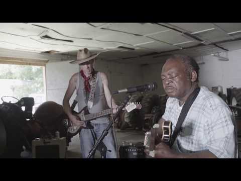 Willie Farmer - Back Door Friend