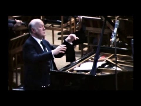 SVIATOSLAV RICHTER - Mozart Piano Concerto # 18 / Kirill Kondrashin