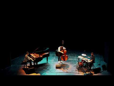 Tubis Trio - Preludend - Live at Teatr Nowy / Łódź (30.01.2020)