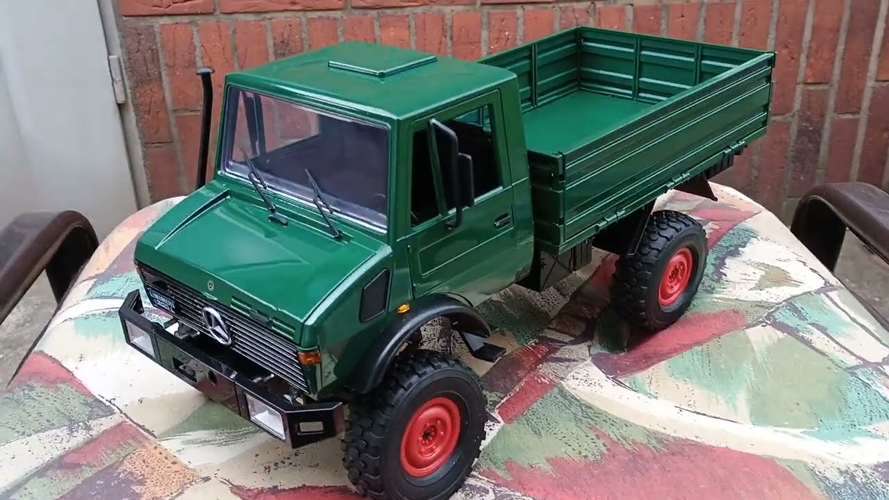 RC auto MB Unimog Basic, zelená