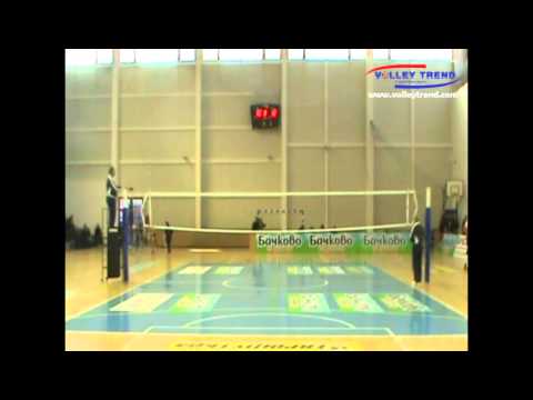 Ivan Stanev, Red T-shirt #9, Neftohimik 2010 - Montana