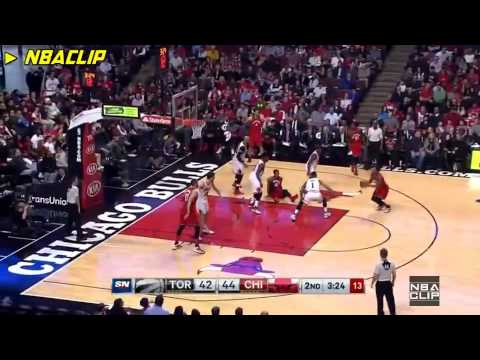 Kyle Lowry Crossover on Derrick Rose | Raptors vs Bulls | 2015-16 NBA REGULAR SEASON