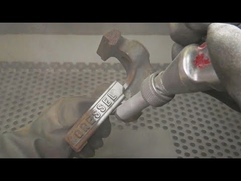Sandblasting a Rusty Bench Vise - Real Time