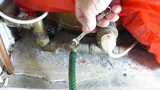 How to drain out a hot water cylinder (hot tank)