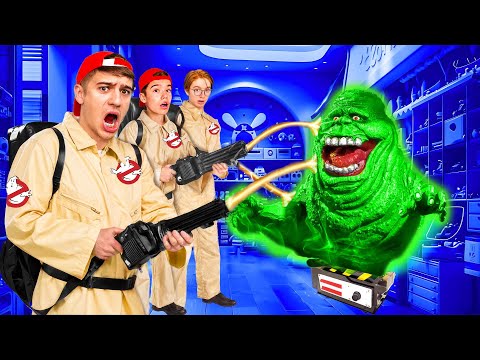 GHOSTBUSTERS in Real Life ! – In the Toy Store
