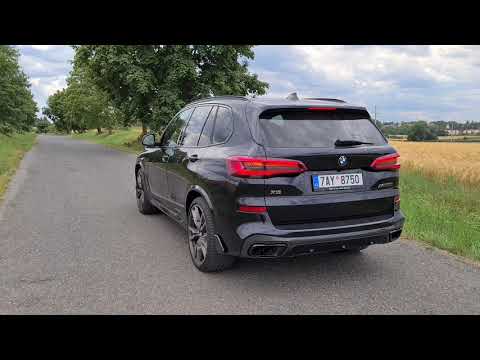 Thumbnail for 2020 BMW X5 M50i xDrive: engine & exhaust sound by BMW, video, vide
