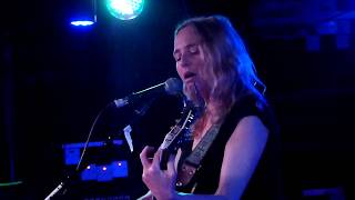 Lissie - Castles (Acoustic) - The Horn, St Albans - March 2018