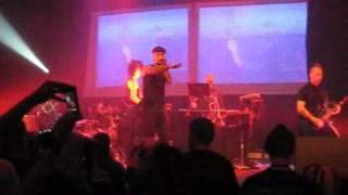 Corrupted Suburbs - Generic [Live @ Kinetik Festival, Montreal 2009]