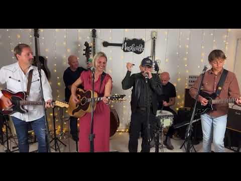 Orange Blossom Special - The French Family Band with Charlie McCoy