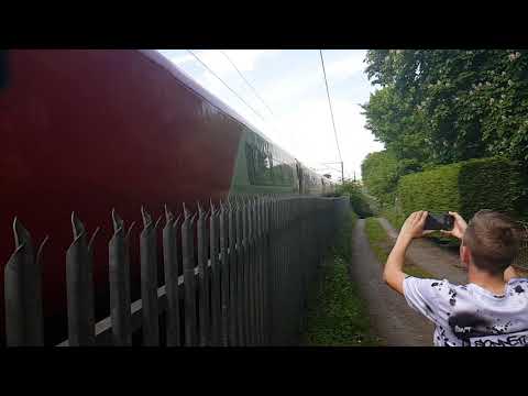 Virgin class 91 passing through aycliffe on ecml