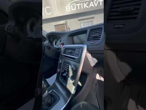 фото volvo v60 i 0