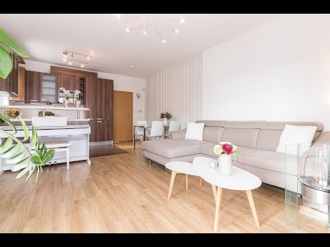 Prodej bytu 3+kk s předzahrádkou, sklepem a parkovacím stáním, Strakošová, Praha 10 Pitkovice